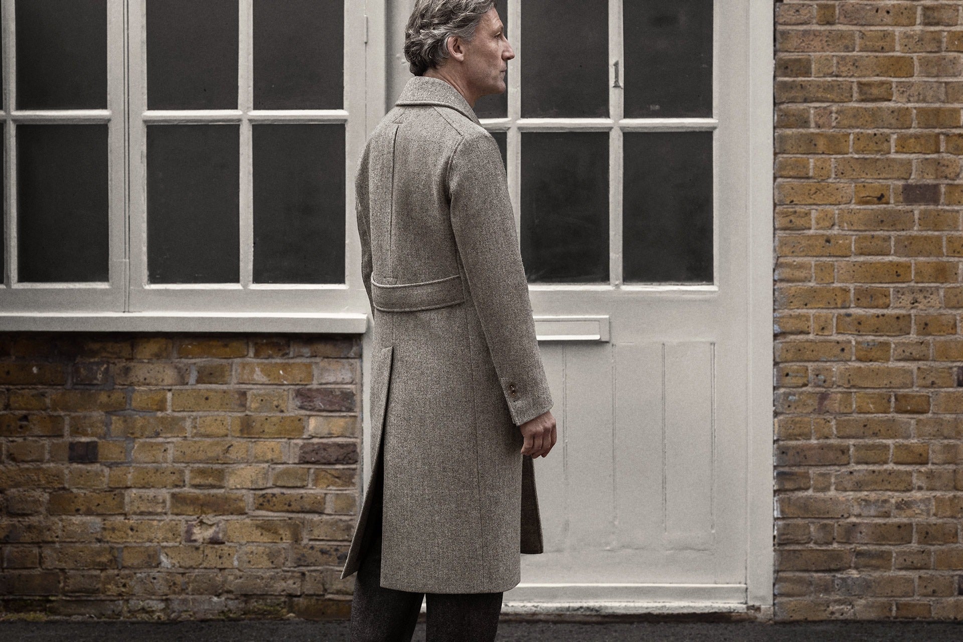 British Warm in charcoal – S.E.H Kelly