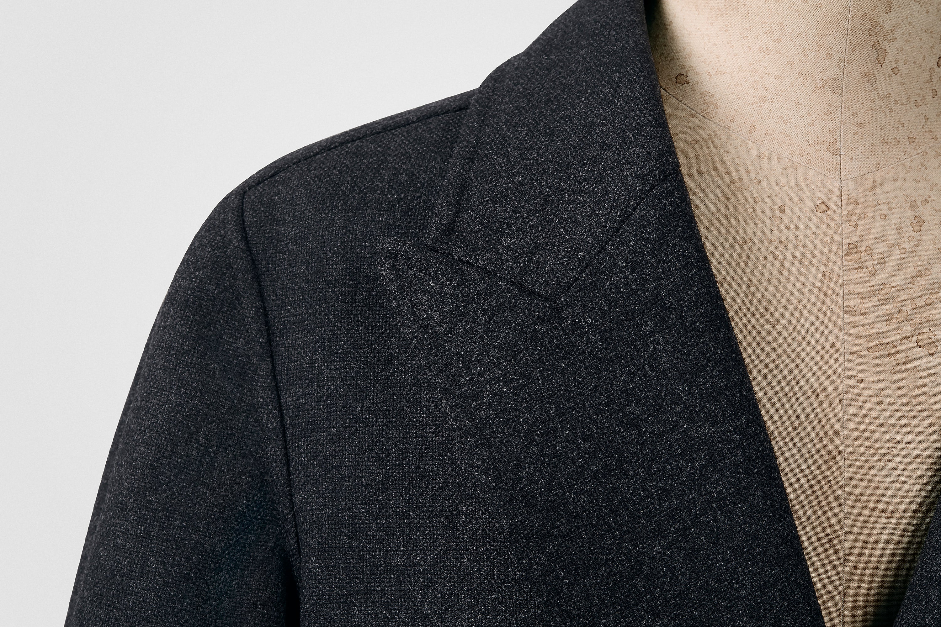 British Warm in charcoal – S.E.H Kelly