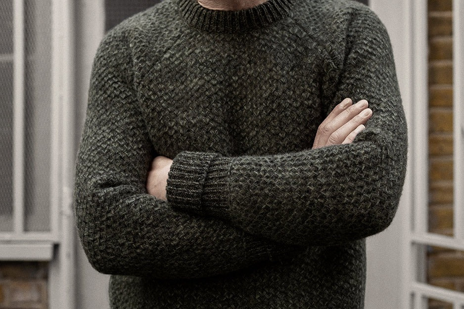 Crewneck jumper in charcoal – S.E.H Kelly Crewneck jumper in charcoal – S.E.H Kelly