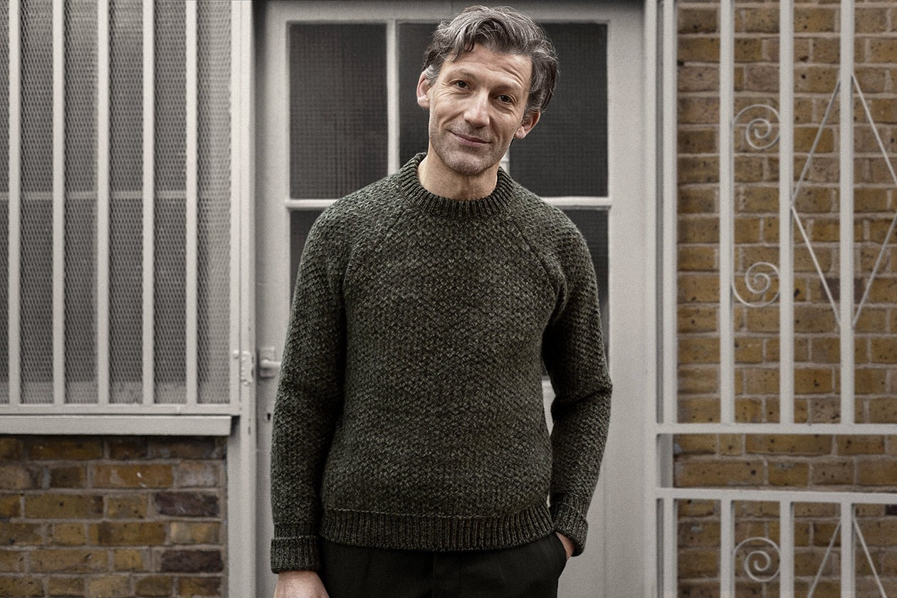 Crewneck jumper in charcoal – S.E.H Kelly Crewneck jumper in charcoal – S.E.H Kelly
