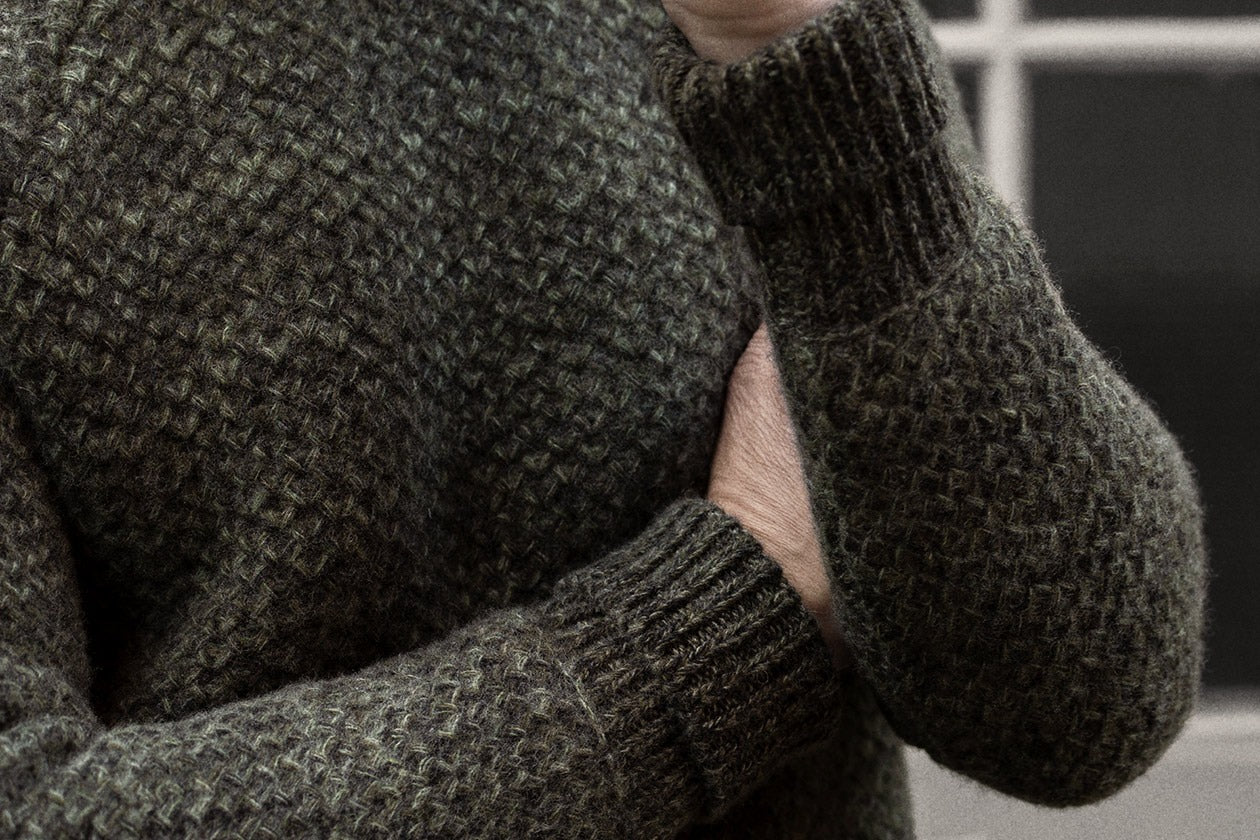 Crewneck jumper in charcoal – S.E.H Kelly Crewneck jumper in charcoal – S.E.H Kelly
