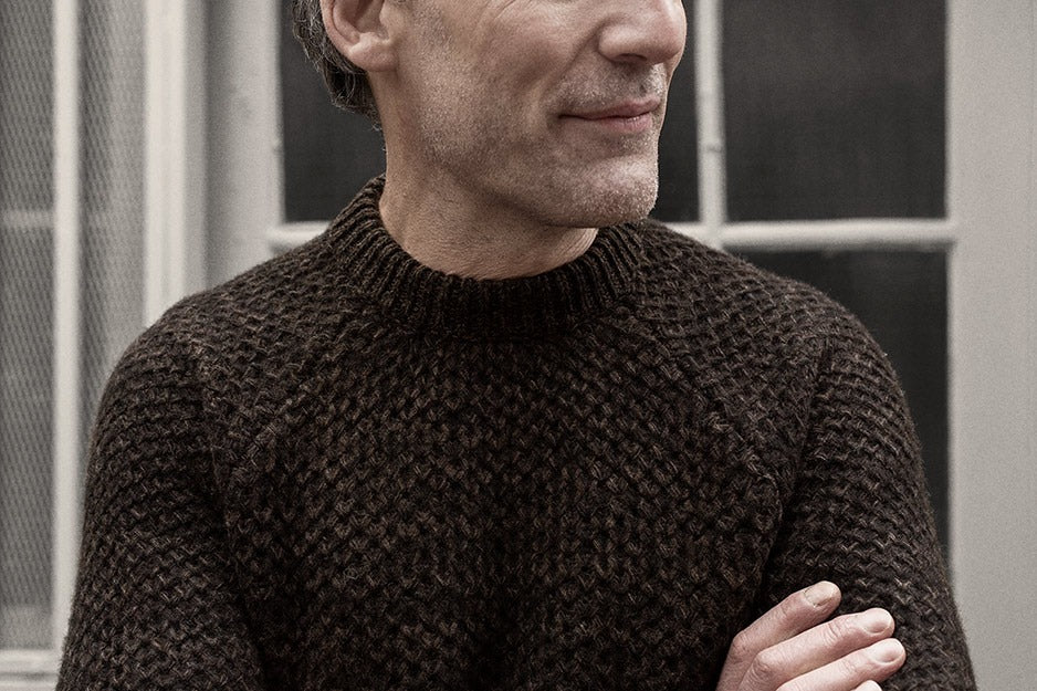 Crewneck jumper in charcoal – S.E.H Kelly Crewneck jumper in charcoal – S.E.H Kelly