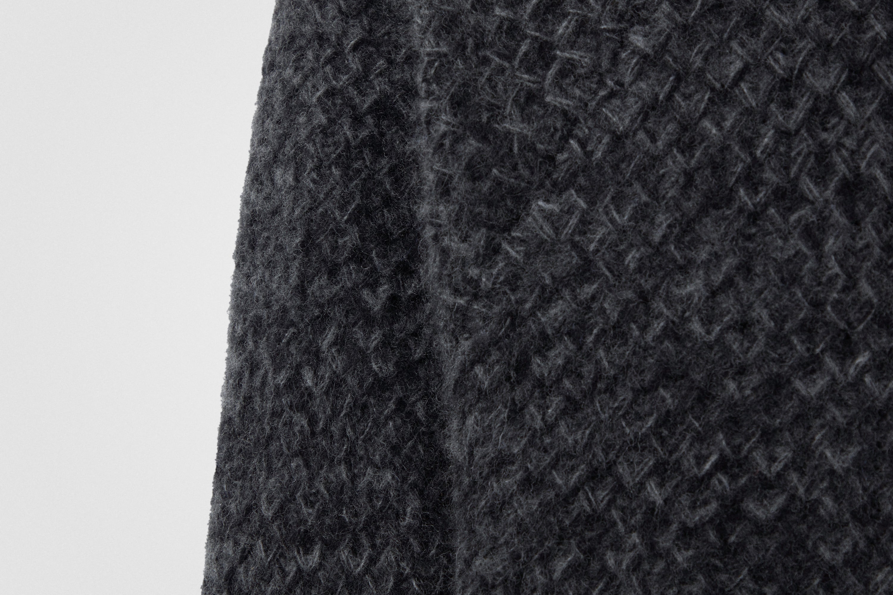 Crewneck jumper in charcoal – S.E.H Kelly Crewneck jumper in charcoal – S.E.H Kelly